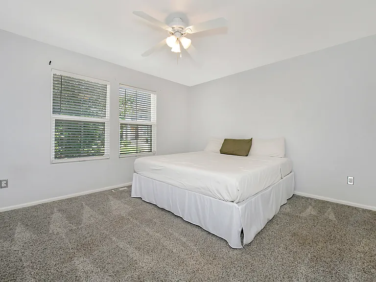 7843 Sandy Springs Point — Photo 12