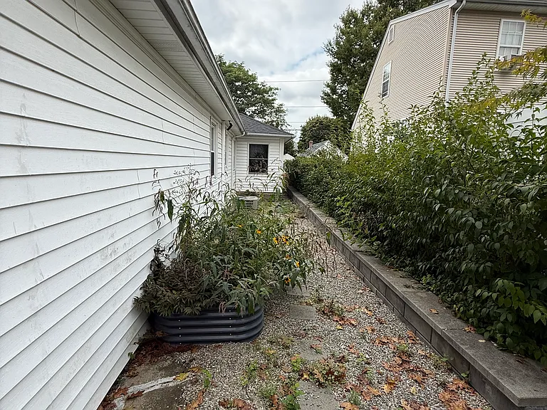 173 Rankin Ave — Photo 32