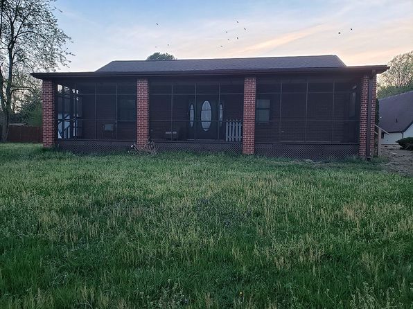 143 Woodland Ct
