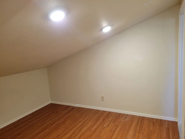 5129 Rainbow Harbour Cir — Photo 16