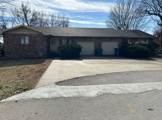 601 Valley View St #4, Carl Junction, MO 64834