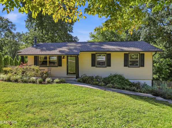 1403 Northshire Ln, Knoxville, TN 37922