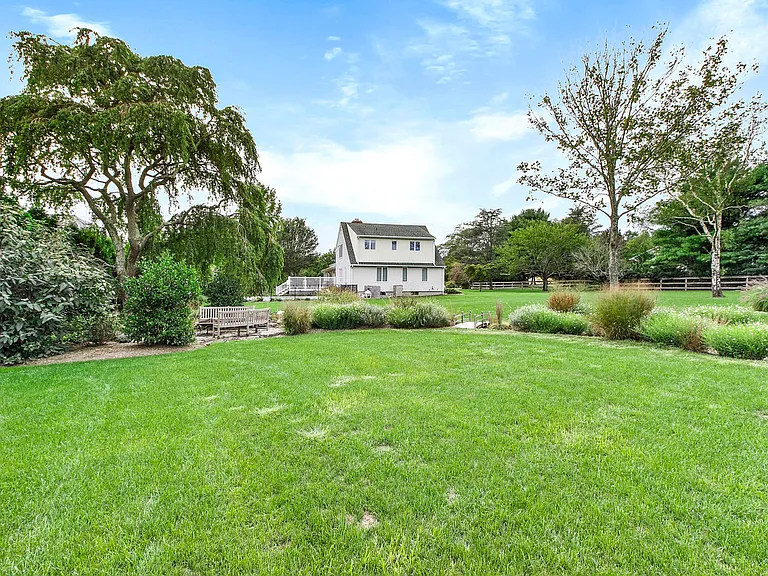 26 Long Springs Rd — Photo 25
