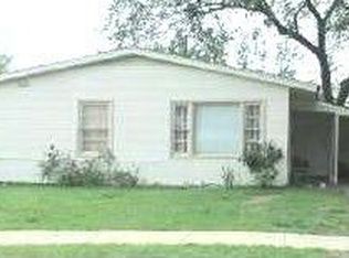 310 Southwood Dr, Garland, TX 75040