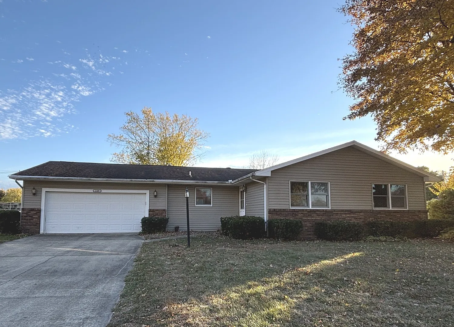 2109 Mallard Dr photo 1