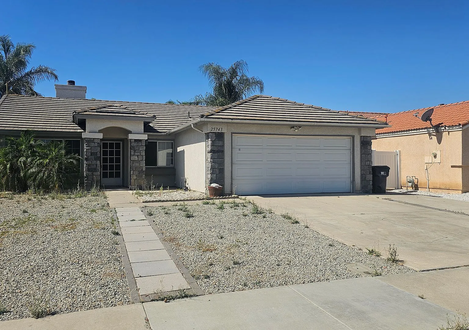 Spacious Single-Story Home with RV Parking No HOA! — Photo 1