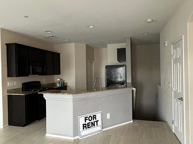 6488 Clara Bow Ave #101 — Photo 3