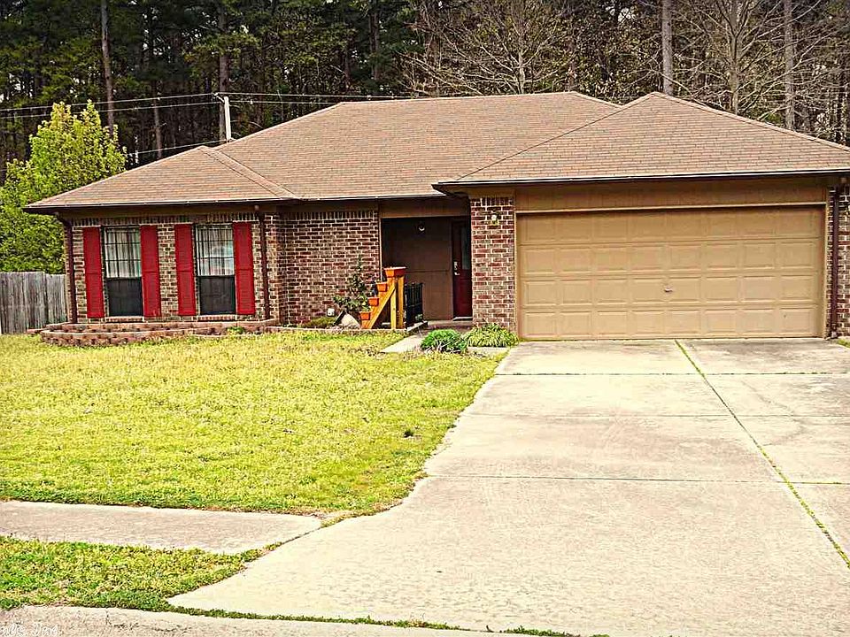 1st image of 107 Honeysuckle Hills Dr