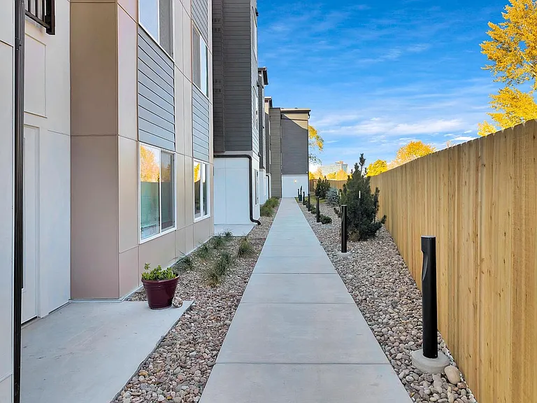 Sanford Flats — Photo 4