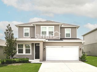 37667 Dusty Saddle Ln, Zephyrhills, FL 33541