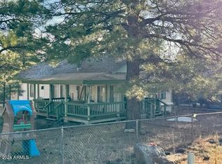 395 E Cedar Wood Dr, Munds Park, AZ 86017