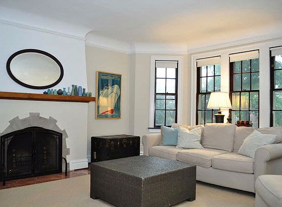 5th image of 6043 N Marmora Ave