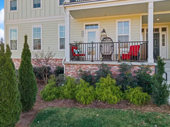 836 Goswell Dr #102, Nolensville, TN 37135