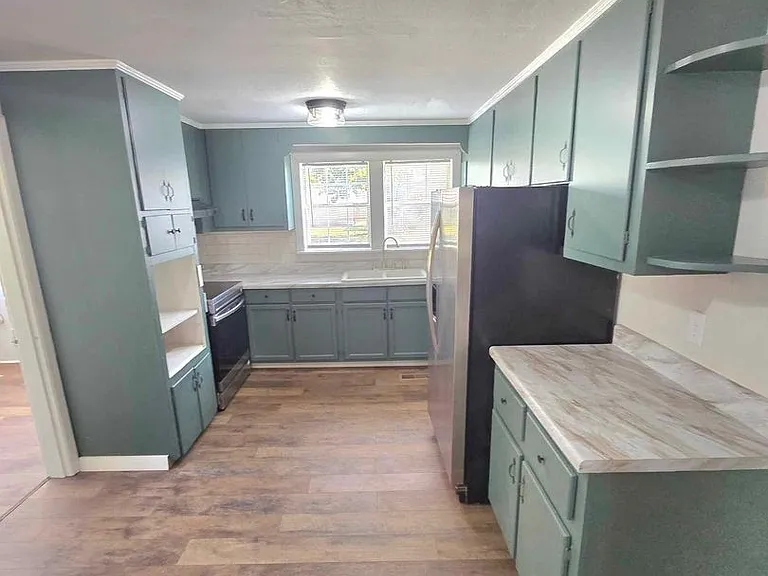45 B St SW — Photo 21