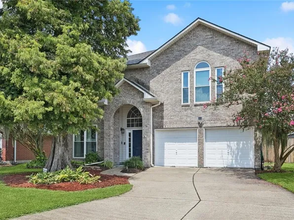 7 Lake Elizabeth Ct, Harvey, LA 70058