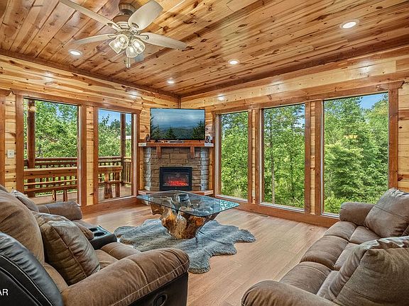 2nd image of 2864 Owens Ridge Way
