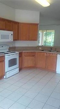 2nd image of 5765 N Biscayne Dr