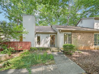 124 Twin Oaks Pl, Cary, NC, 27511