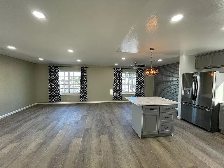 4399 Callan Blvd — Photo 5