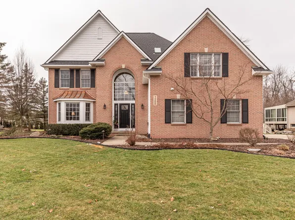 1288 Waterways Dr, Ann Arbor, MI 48108