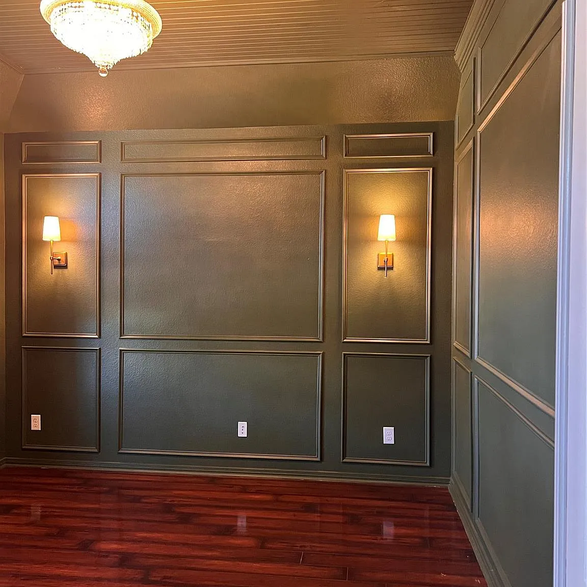 4 bed, 2.5 bath, 2382 sqft, $2,900 — Photo 1