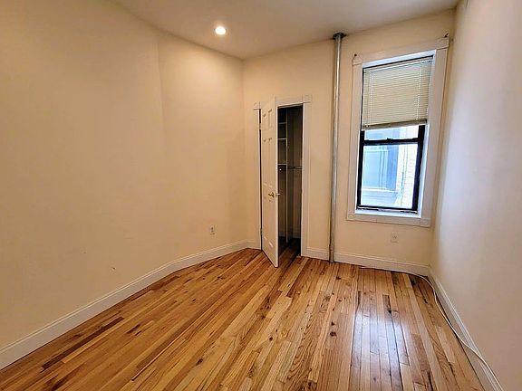 4th image of 42 W 65th St #3Y