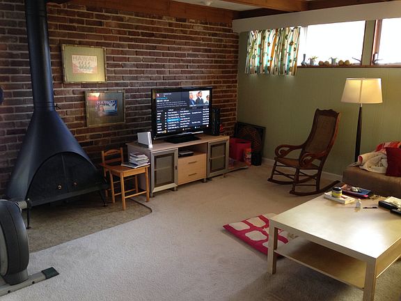 4th image of 710 43rd Ave NE