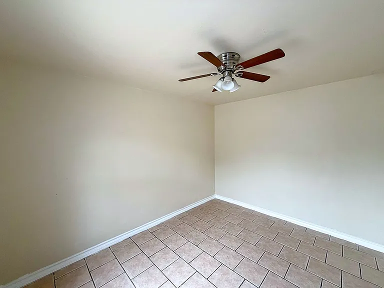 513 Shiloh Dr — Photo 19