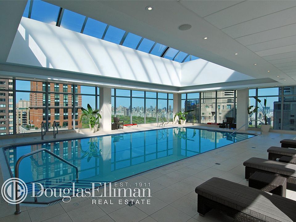 1st image of 30 W 63rd St APT 30F