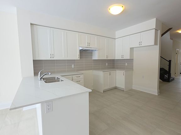 4th image of 1485 Tomkins Rd