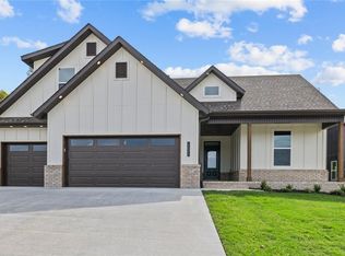 1221 Bunker Dr, Pea Ridge, AR 72751