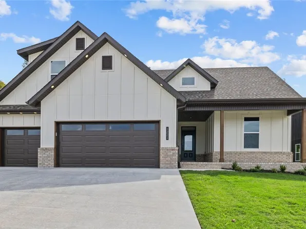 1221 Bunker Dr, Pea Ridge, AR 72751
