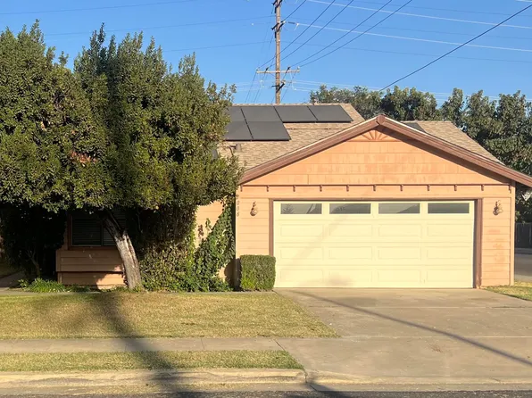 1008 N Manzanita Street, Visalia, CA 93292