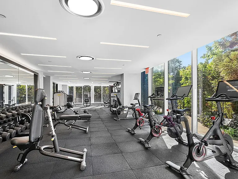 50 Bridge Park Dr #20E — Photo 16