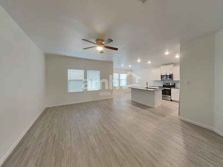 2708 Iberia Ct — Photo 6