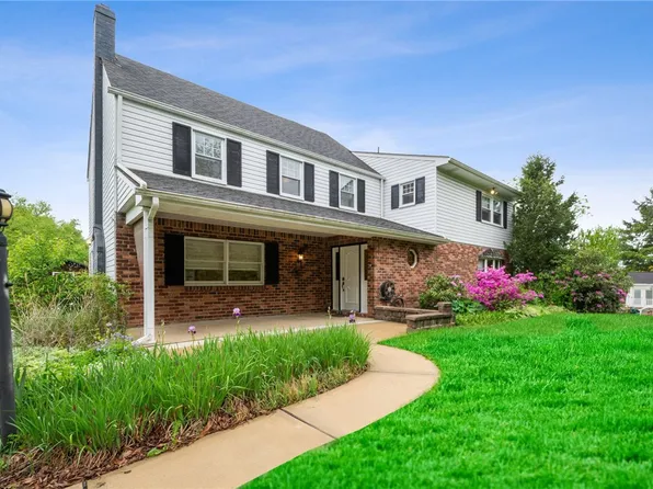 1558 Main St, Leechburg, PA 15656