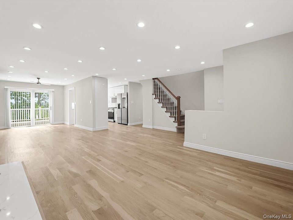1st image of 10 W Terrace Road
