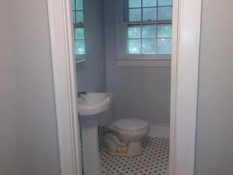 203 Idlewood Dr — Photo 5