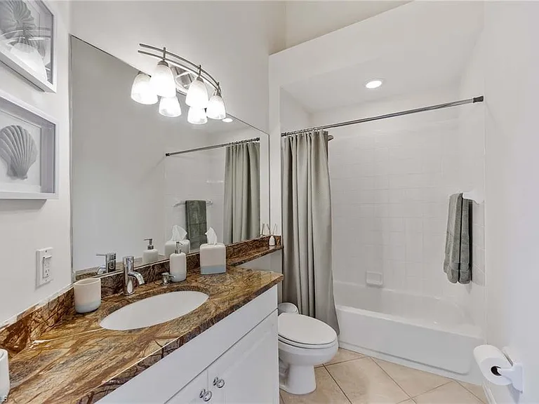 8468 Indian Wells Way — Photo 25