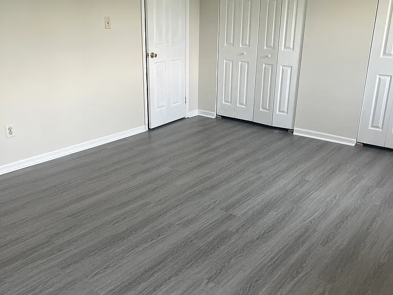 309 Patricia Cir — Photo 12