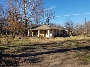 15980 W 813th Rd, Tahlequah, OK 74464