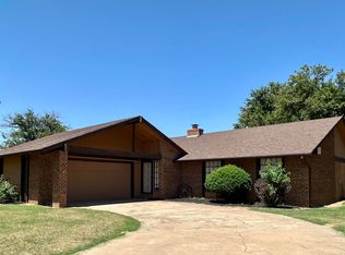 2002 Wagon Trl, Enid, OK 73703