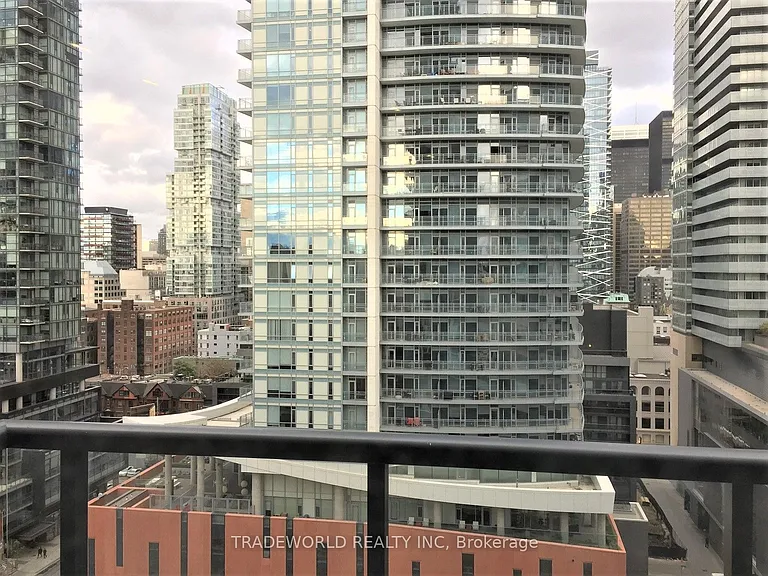 87 Peter St #1513 — Photo 12