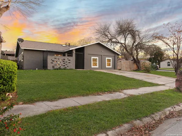 11902 ALAMO BLANCO ST, San Antonio, TX 78233