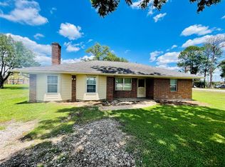 419 S 2nd St, Beasley, TX 77417