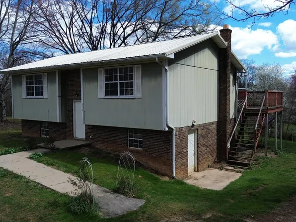 219 Lillie Ln, Tazewell, TN 37879