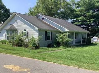 3023 Fork Rd, Glasgow, KY 42141