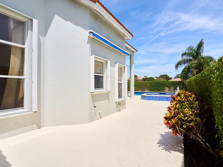 8282 Spyglass Dr — Photo 34