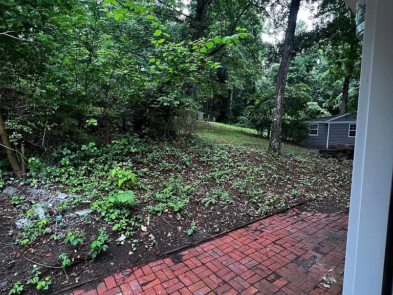 4145A Lexwin Ave — Photo 9