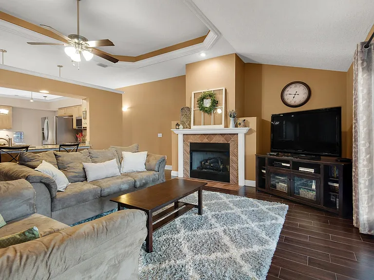 395 Camden Pass Ln — Photo 35
